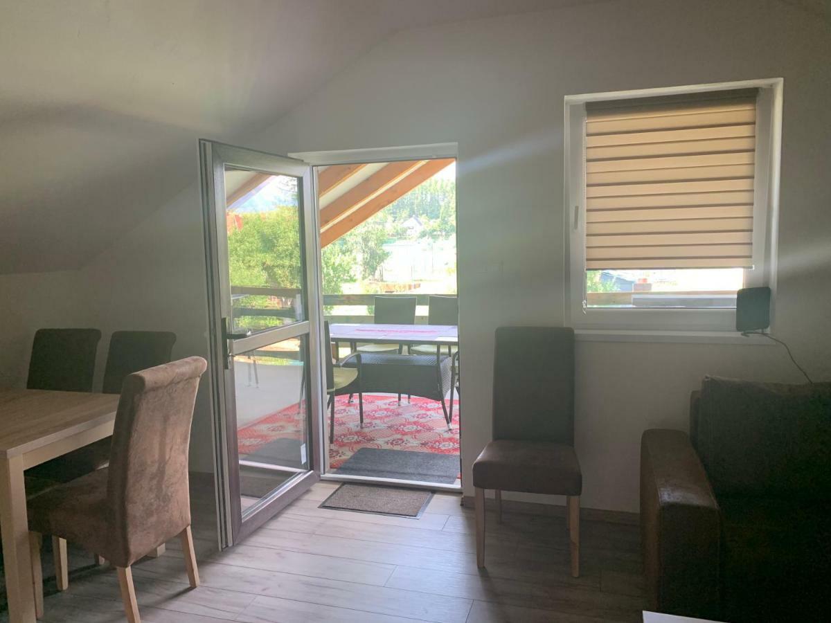 Apartmanovy Dom Magda Vrbov Eksteriør bilde