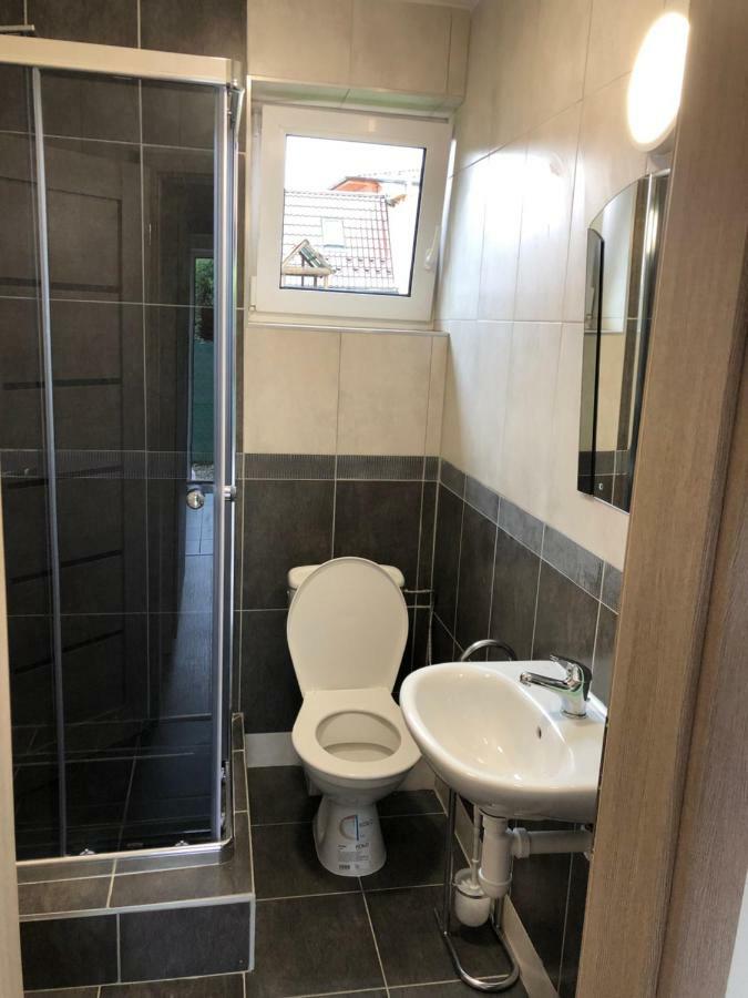 Apartmanovy Dom Magda Vrbov Eksteriør bilde